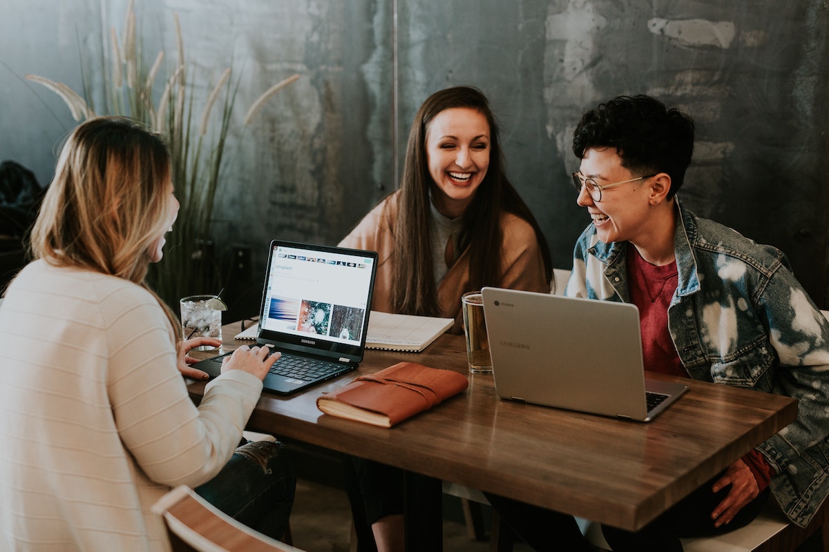 Online Business Consulting Services: Helping You From Around the World