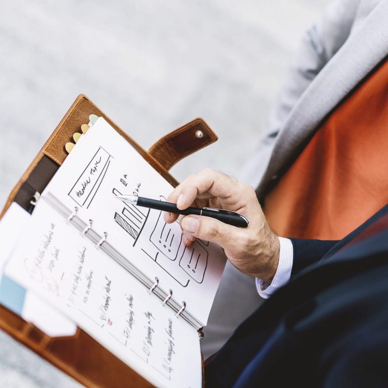 business-people-discussion-planning-growth-PQHBKDT-1024x1024-2-768x768