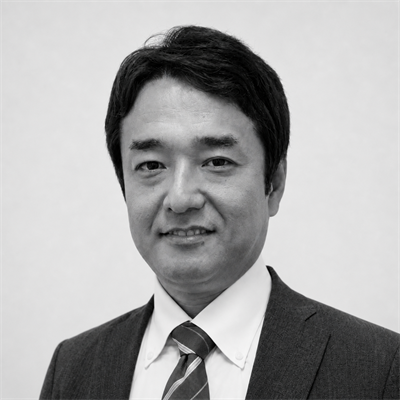 相田吉宏氏