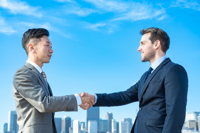 日本企業が戸惑うアメリカの商習慣10選｜契約・交渉・時間感覚の違いとは？